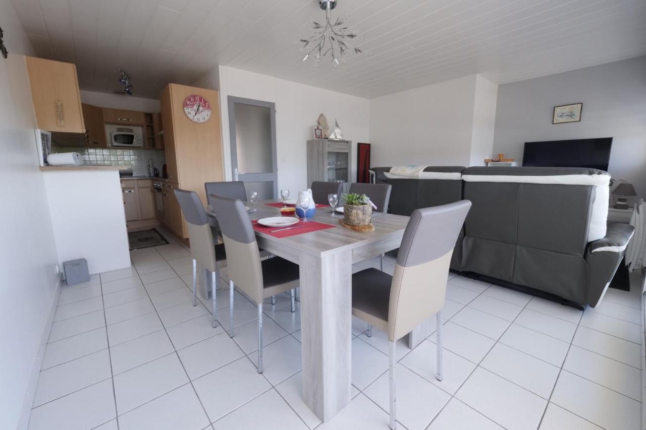 Un Appartement Sur La Marina De St-Gilles 圣吉尔-克鲁瓦德维 外观 照片